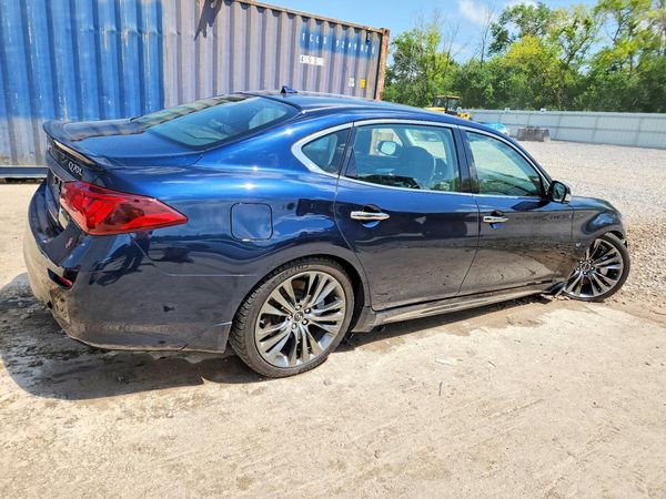 2018 INFINITI Q70L