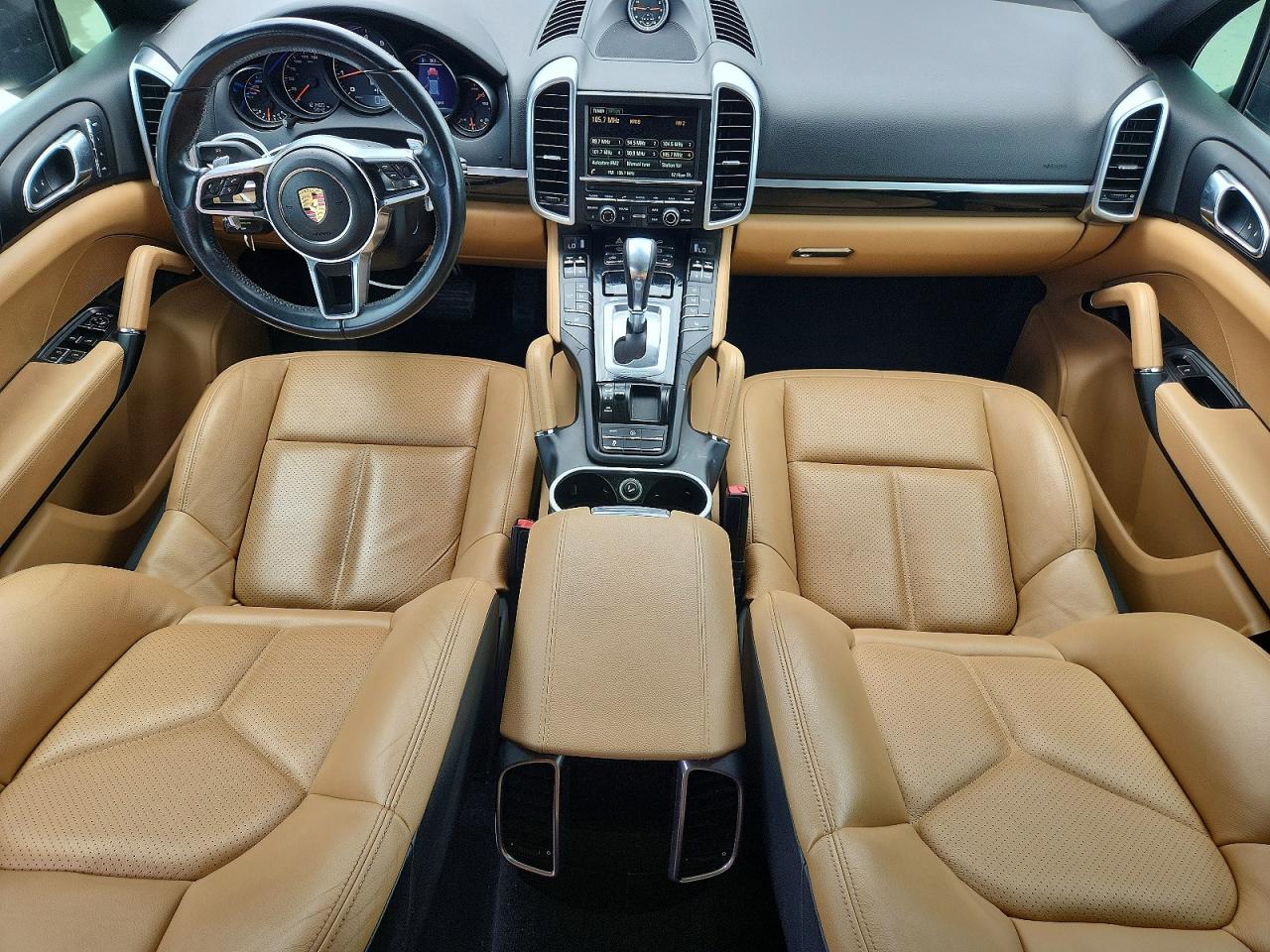 2016 PORSCHE CAYENNE