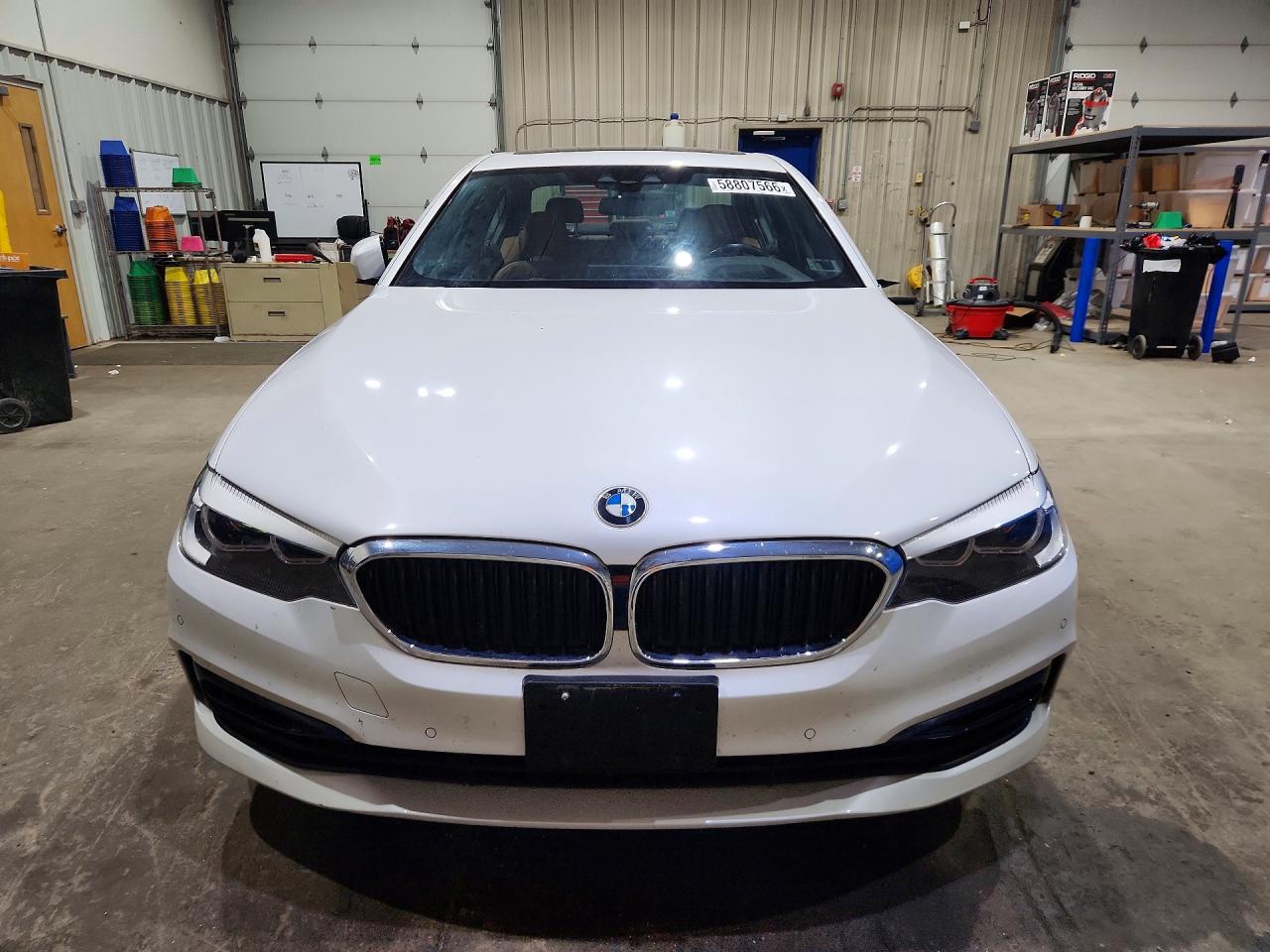 2020 BMW 530 xDrive