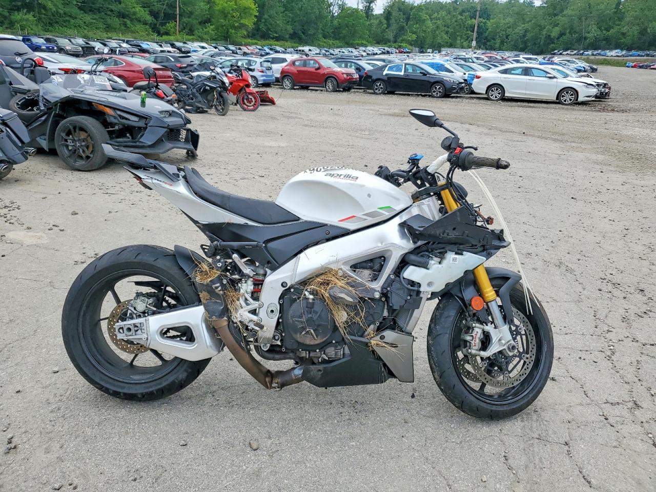 2022 APRILIA MOTORCYCLE — RSDT