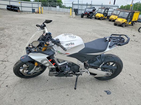 2022 APRILIA MOTORCYCLE — LSDT