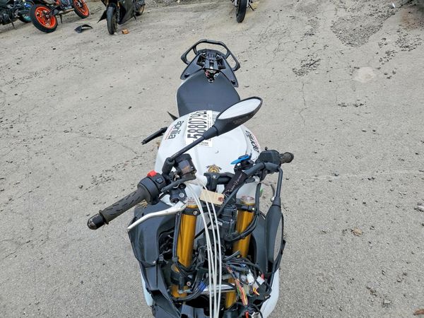 2022 APRILIA MOTORCYCLE — AFTR
