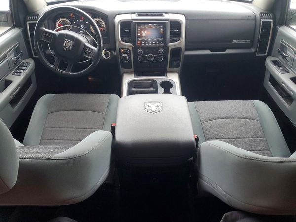 2019 RAM 1500 CLASSIC SLT