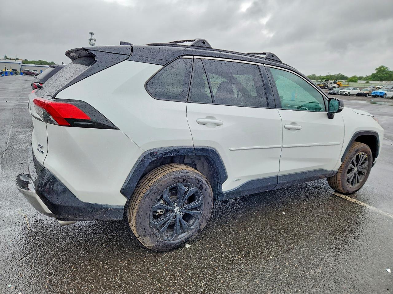 2024 TOYOTA RAV4 XSE