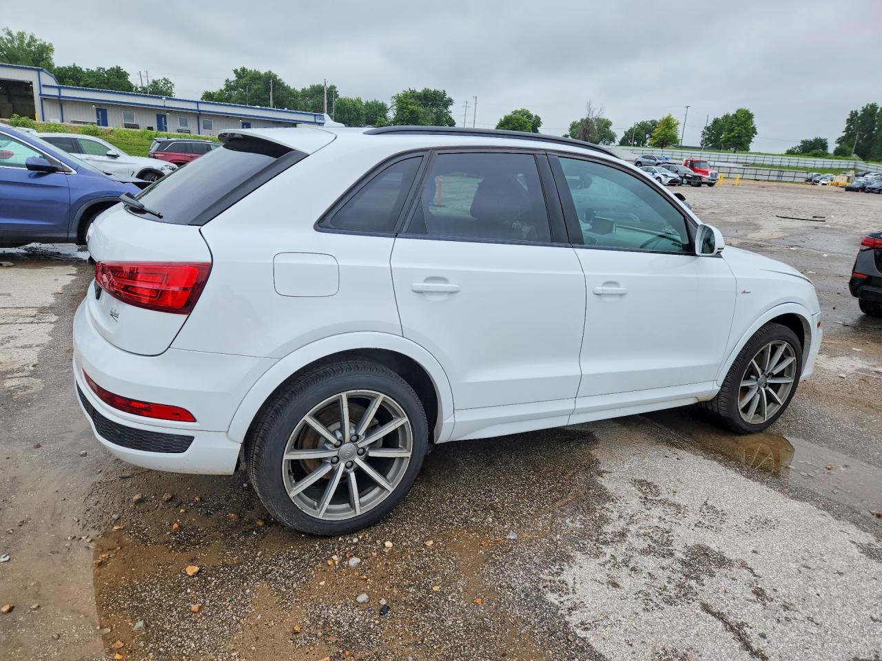 2018 AUDI Q3