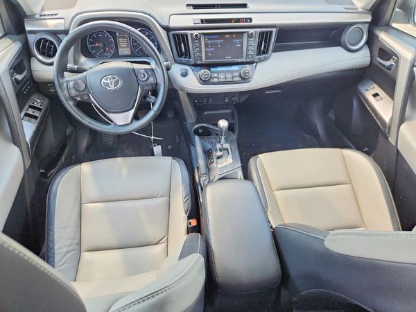 2017 TOYOTA RAV4 Ltd/SE Platinum