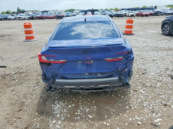 2025 TOYOTA CAMRY