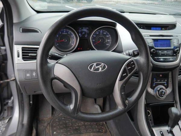 2013 HYUNDAI ELANTRA