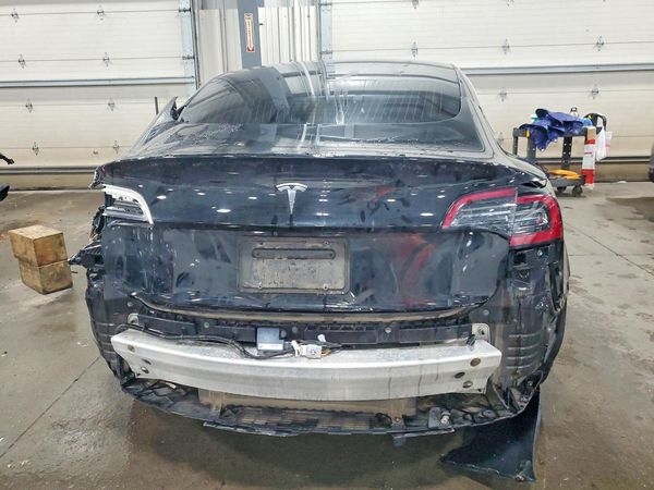 2019 TESLA MODEL 3