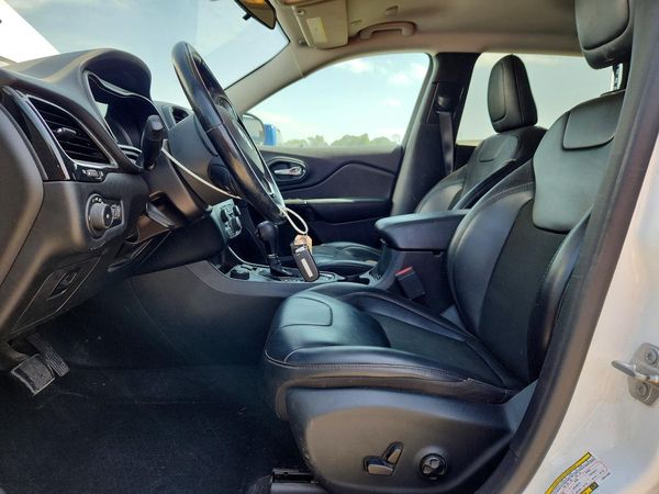 2020 JEEP CHEROKEE LATITUDE PLUS 4X4
