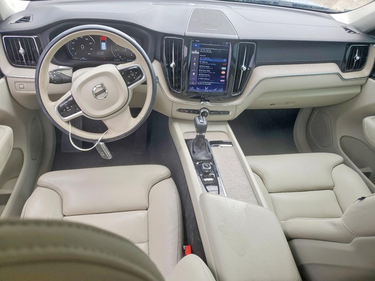 2020 VOLVO XC60 Inscription