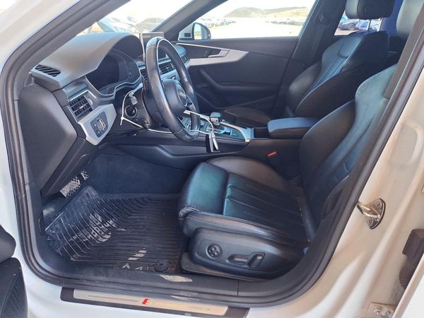 2017 AUDI A4 quattro Premium Plus