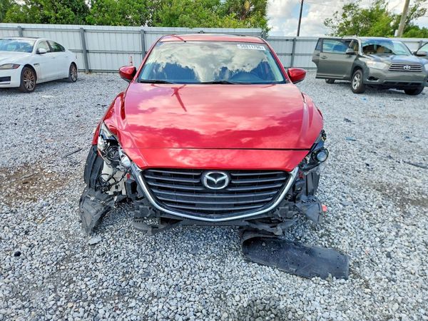 2018 MAZDA 3 Touring