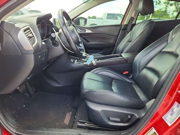 2018 MAZDA 3 Touring
