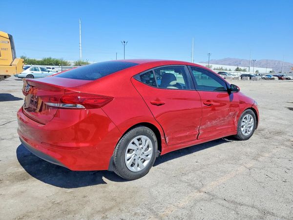 2018 HYUNDAI ELANTRA SE