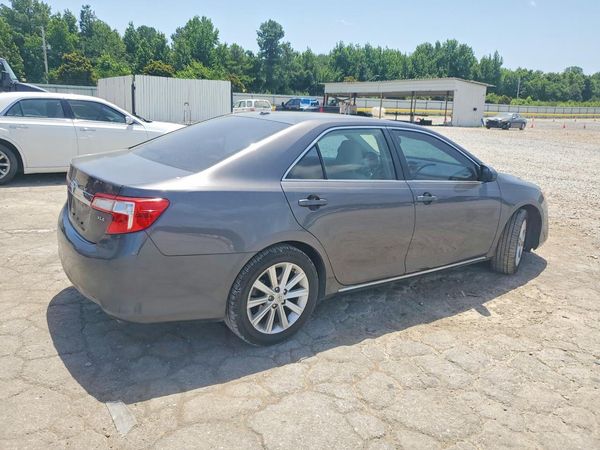 2013 TOYOTA CAMRY