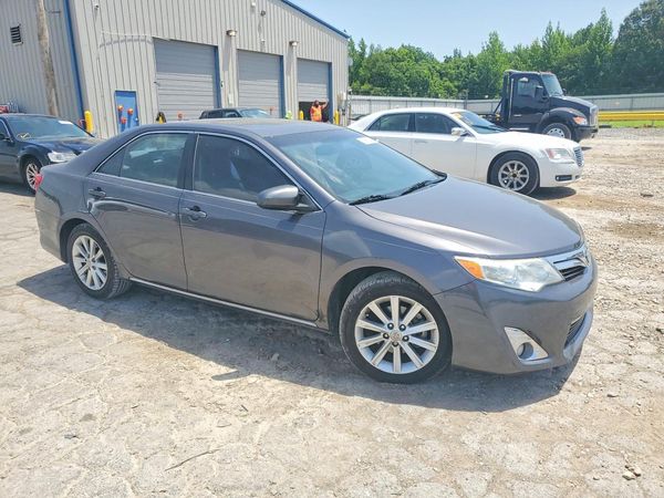 2013 TOYOTA CAMRY