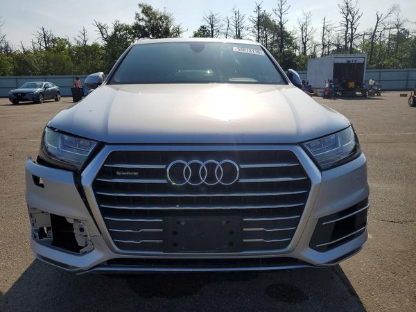 2019 AUDI Q7