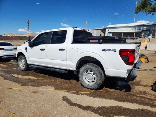 2025 FORD F150