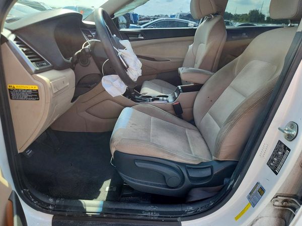 2017 HYUNDAI TUCSON