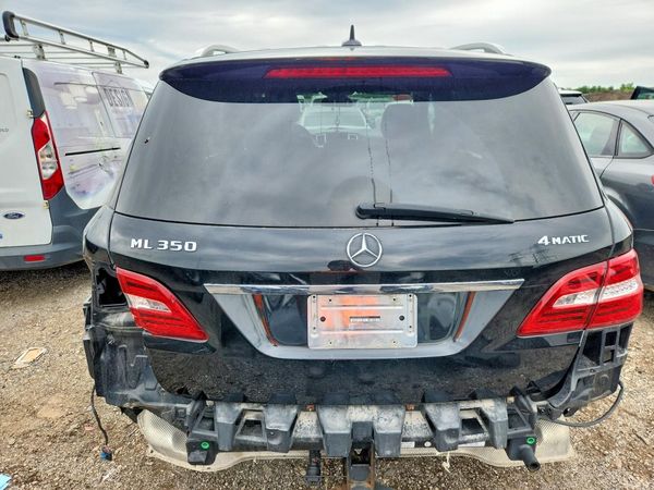 2015 MERCEDES-BENZ M CLASS ML350 4D SUV