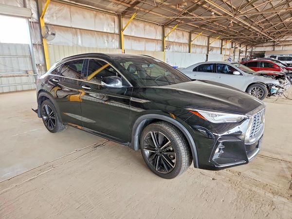 2022 INFINITI QX55 Luxe