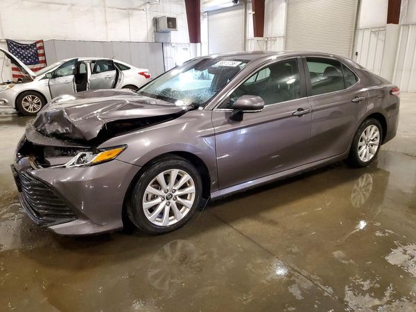 2020 TOYOTA CAMRY