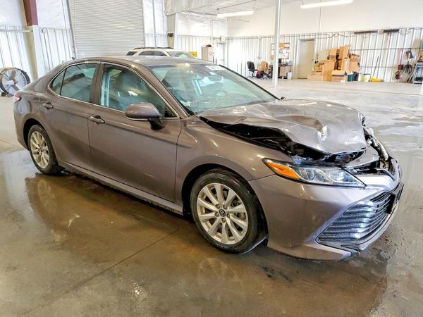 2020 TOYOTA CAMRY
