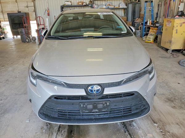 2025 TOYOTA COROLLA LE, XLE, SE
