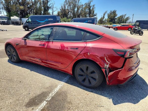 2024 TESLA MODEL 3