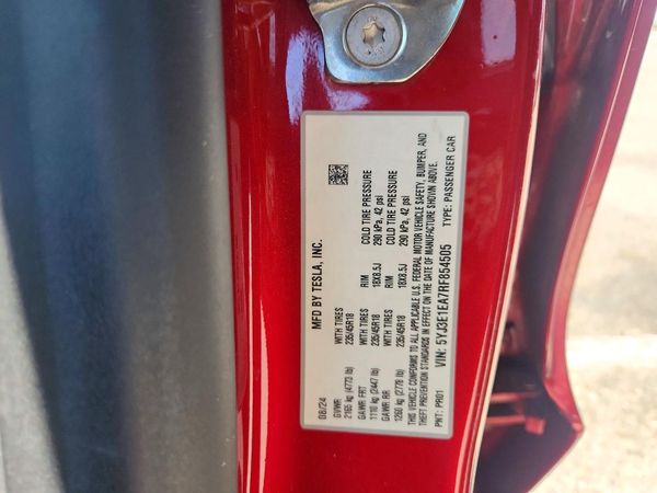 2024 TESLA MODEL 3