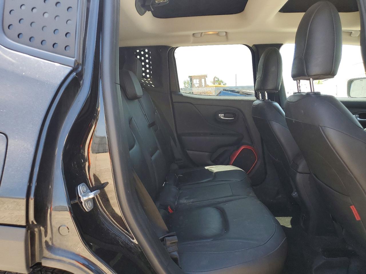 2018 JEEP RENEGADE TRAILHAWK 4X4