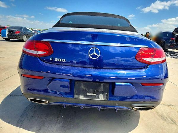 2018 MERCEDES-BENZ C C300