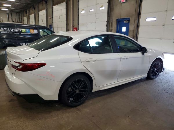 2025 TOYOTA CAMRY