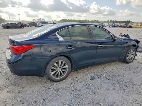 2016 INFINITI Q50