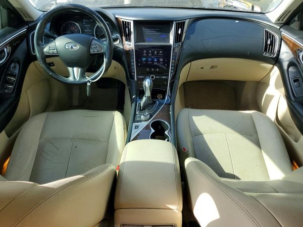 2016 INFINITI Q50