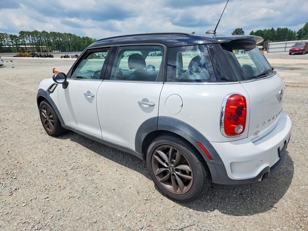 2014 MINI COOPER