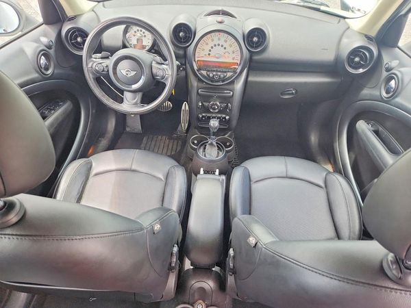 2014 MINI COOPER