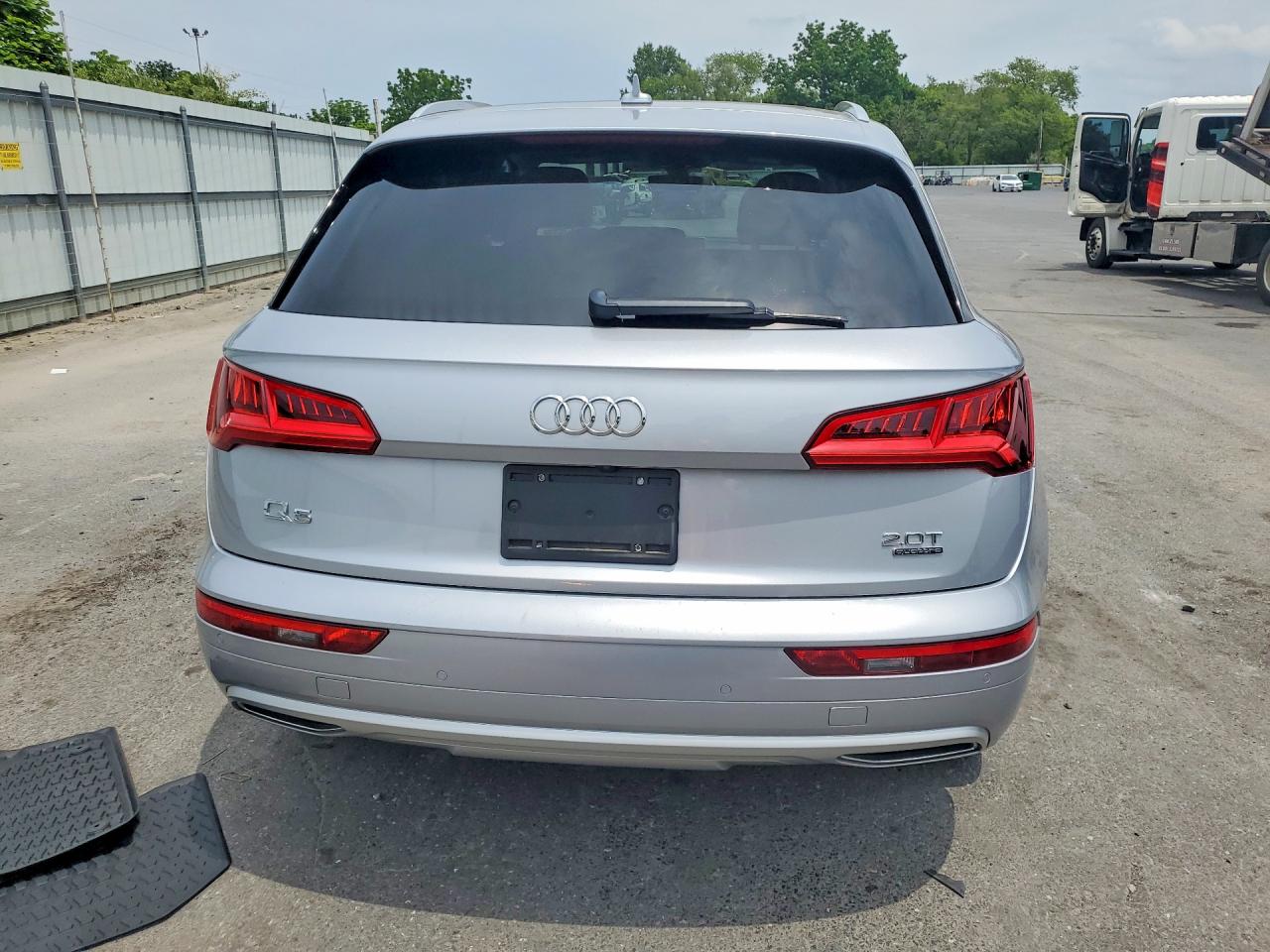 2018 AUDI Q5 quattro Premium Plus