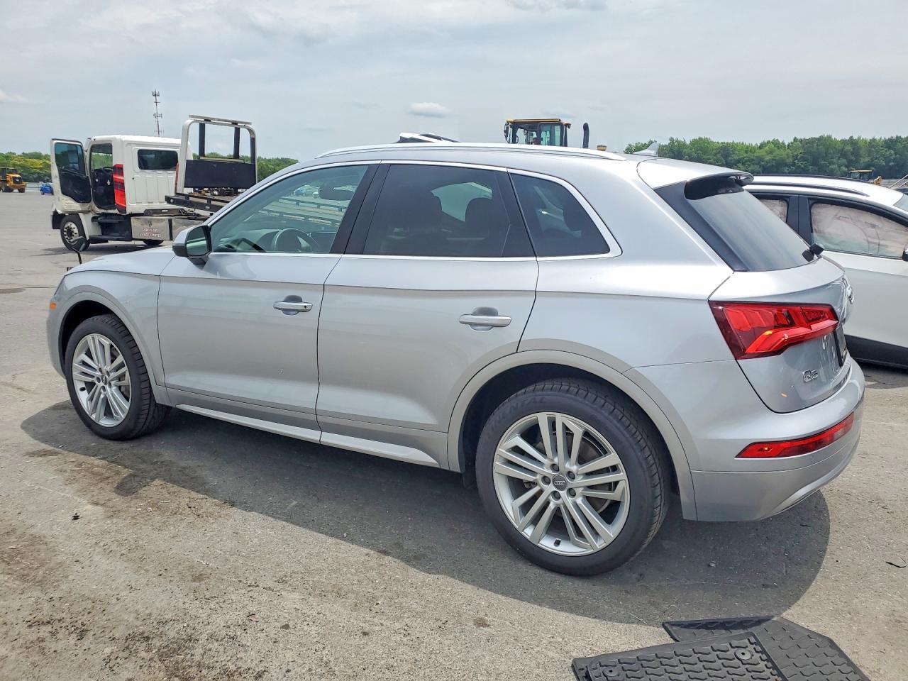 2018 AUDI Q5 quattro Premium Plus