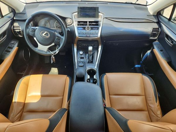 2015 LEXUS NX 200t Luxury