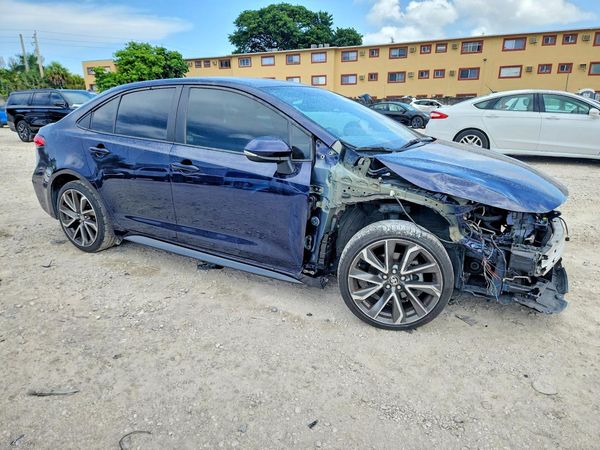 2022 TOYOTA COROLLA