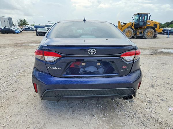 2022 TOYOTA COROLLA