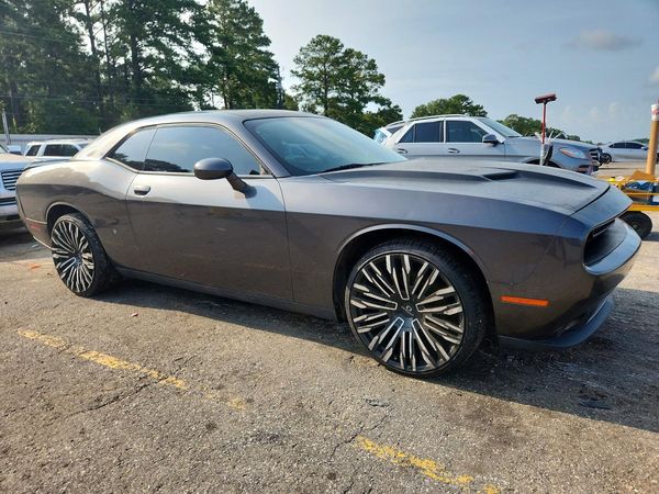 2017 DODGE CHALLENGER SXT