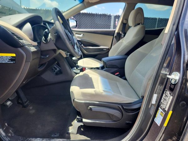2017 HYUNDAI SANTA FE SPORT Base