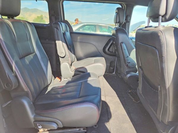 2017 DODGE GRAND CARAVAN GT