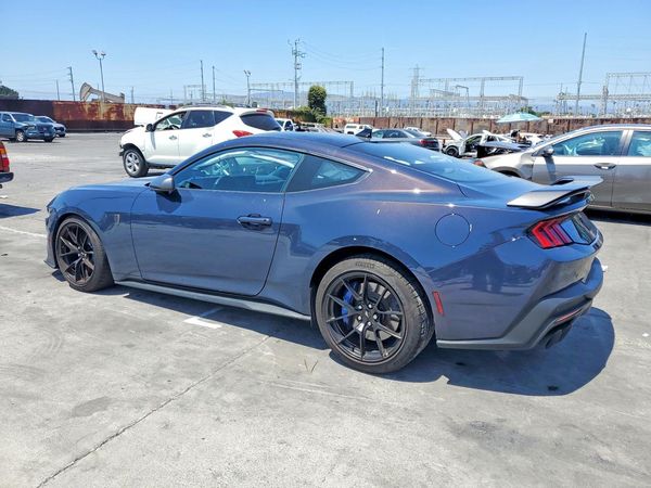 2025 FORD MUSTANG Dark Horse