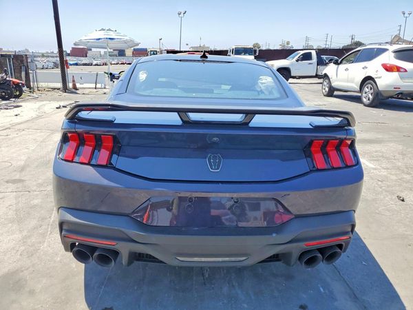 2025 FORD MUSTANG Dark Horse