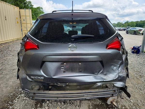 2018 NISSAN KICKS