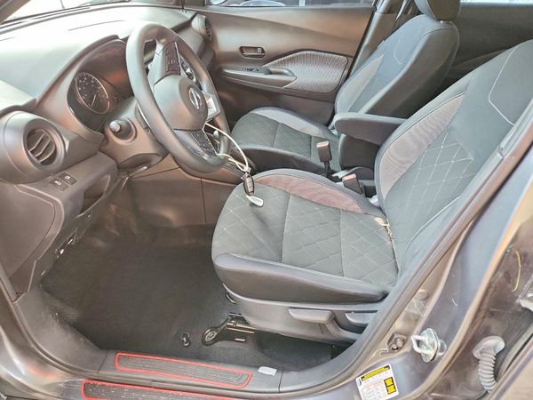 2018 NISSAN KICKS